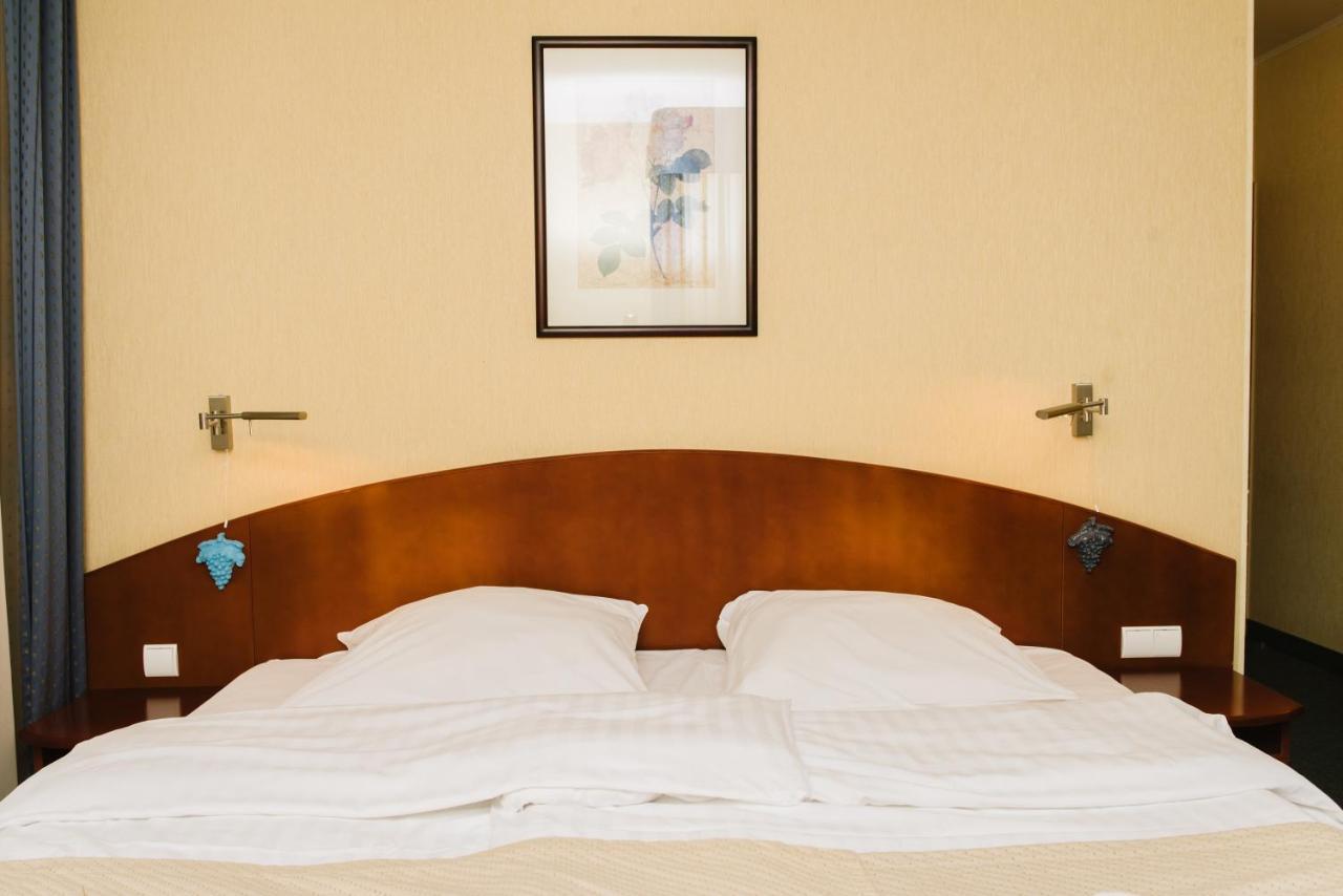 Hotel Rezydencja Solei Poznań Extérieur photo